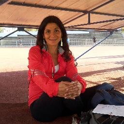 me encanta el deporte y lo practico a full..amante de la natación y del aire libre