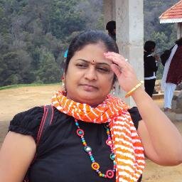 MegnaMona's profile picture. monaskitchen