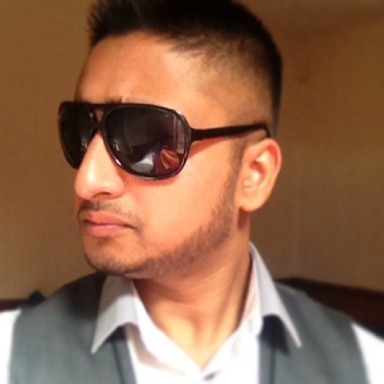 Hassanshahqube's profile picture. One God, one Love lets all get together & be ok! Peace no War!