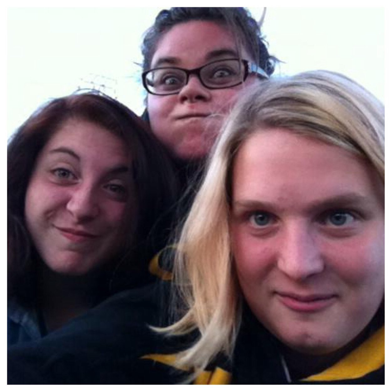 Living the life of a youtuber. 3 girls, 1 dream. Our Crazy Life17 on youtube!!