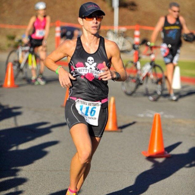 DmosP's profile picture. Mom of 2 crazy boys, wife of a firefighter and a player in the triathlon game.