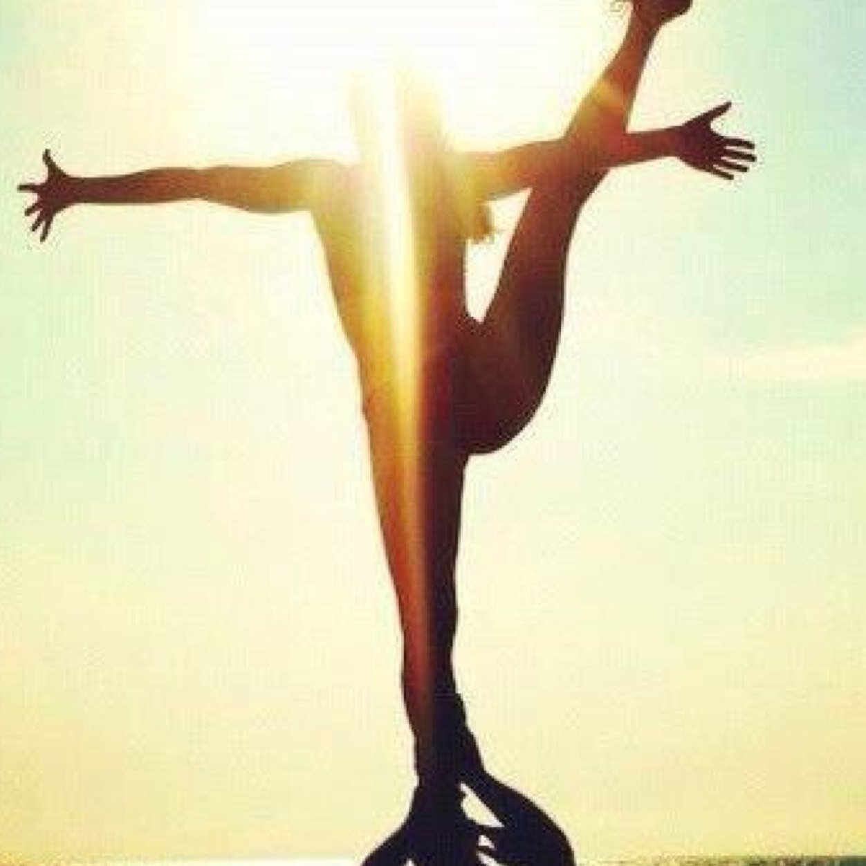 CheerReality_14's profile picture. 