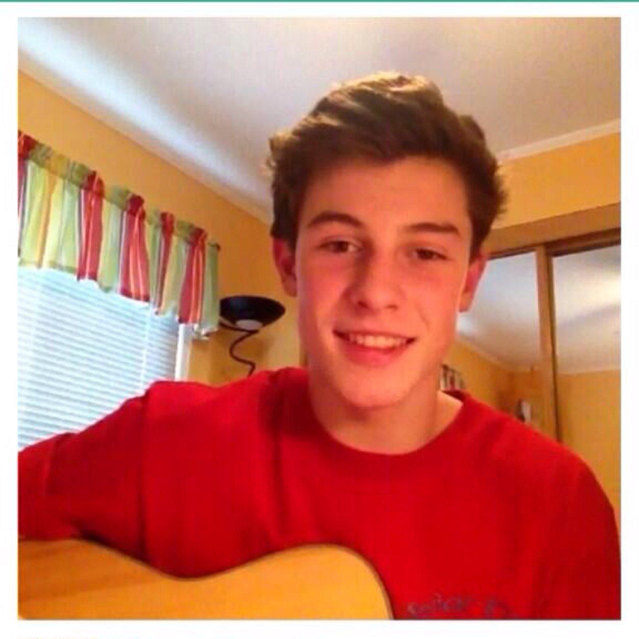 @shawns_guitar just gave you a free follow... You should go follow her back...