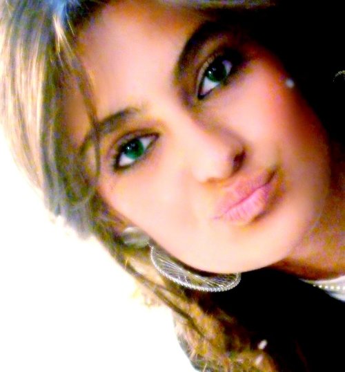 Feernandaluzzi's profile picture. 