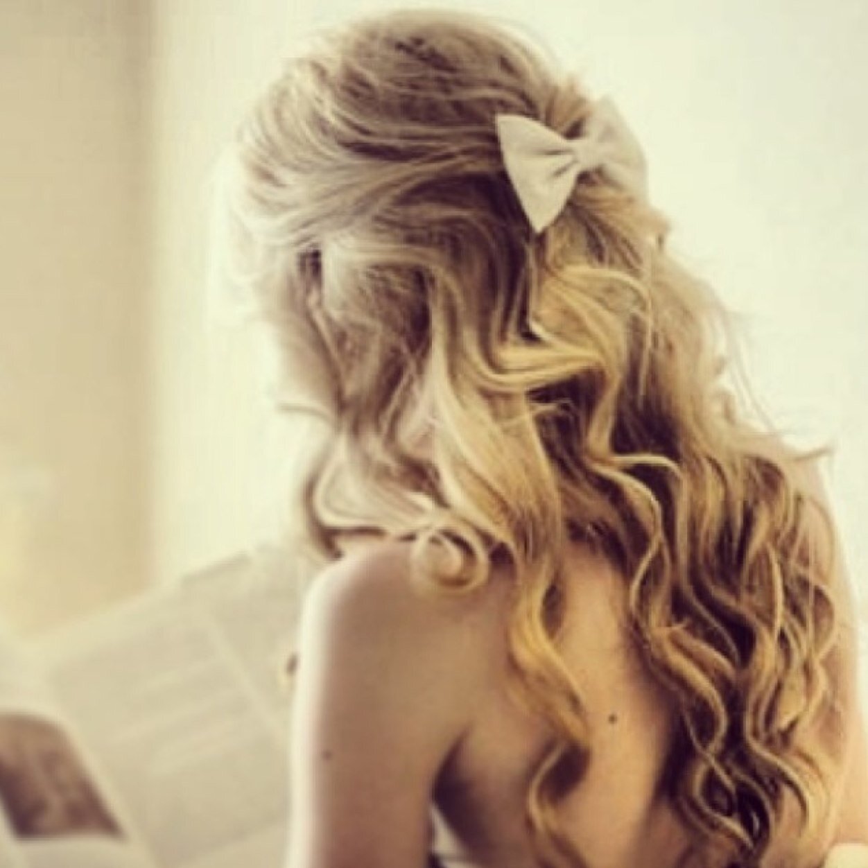 That1Girlygirl's profile picture. Im just a typical teenage girl that loves makeup and anything with sparkles✨