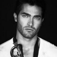 tyler hoechlin (@derek_carver1) 's Twitter Profile