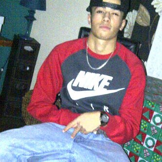 Figs100's profile picture. 