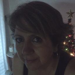 soy actriz recibida en ETLP  tambien estudio abogacia