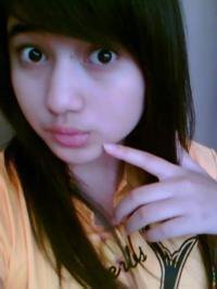 follow aja dulu siapa tau kita jodoh :)