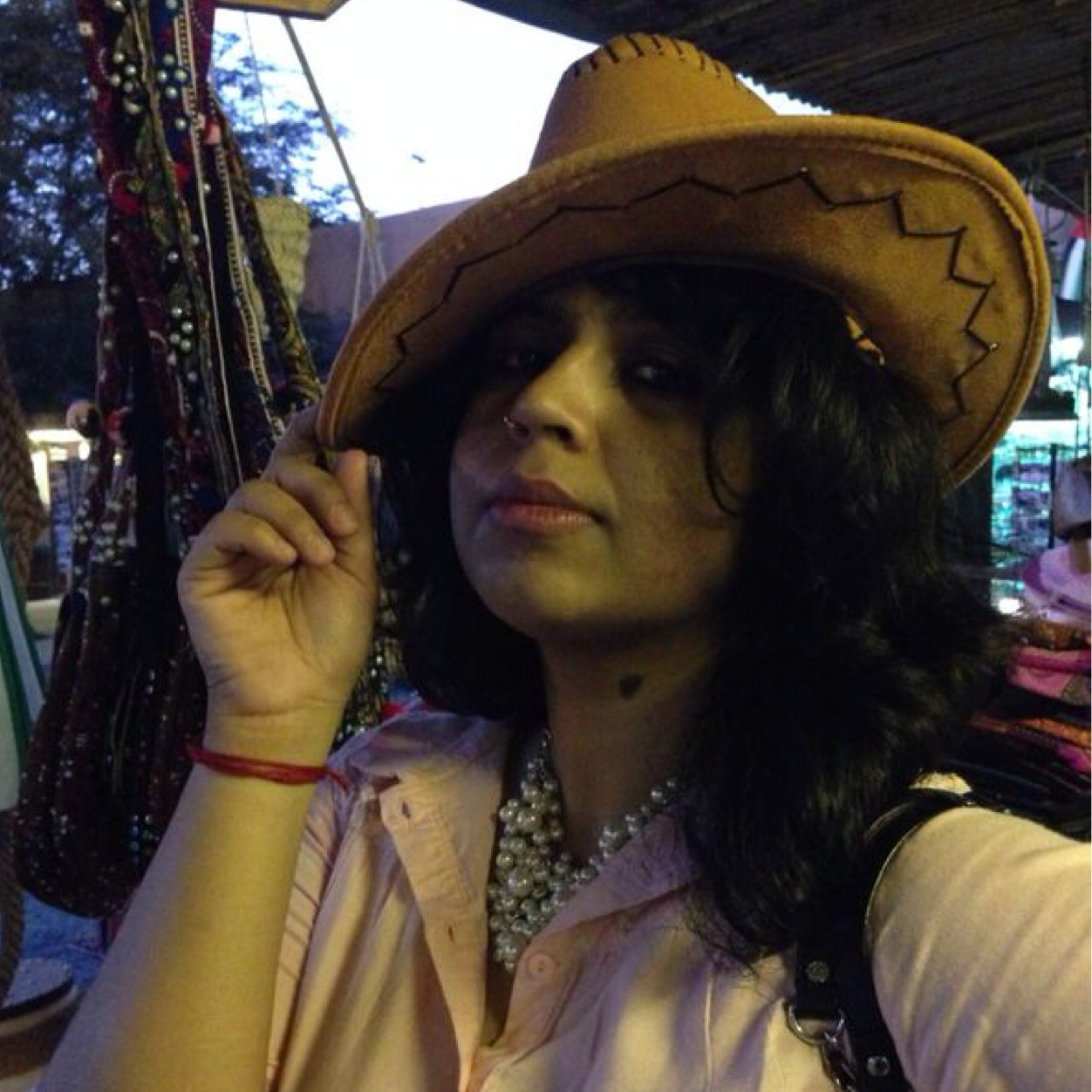 Blogger. Filter coffee fanatic. Non stop nonsense.
