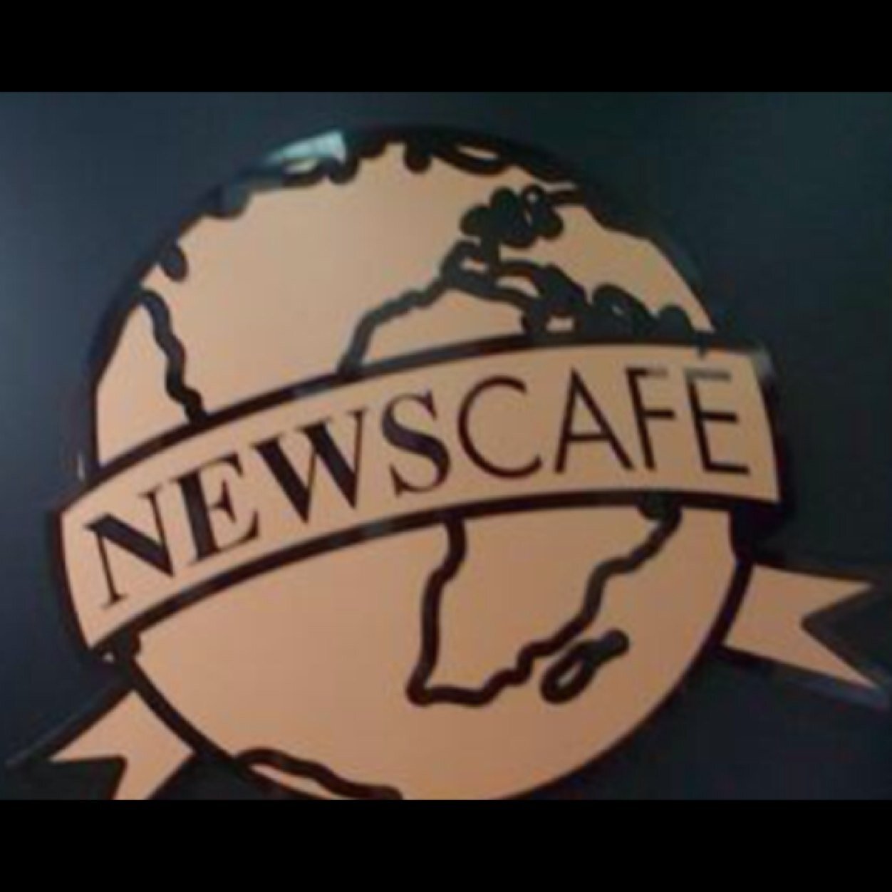 newscafeparis's profile picture. Restaurant / bar branché !
Specialites francaises / italiennes
Bar branché style new-yorkais
Au pied de la tour montparnasse , sur lesplanade. 
75015 paris