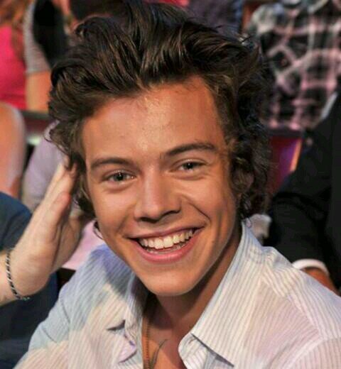 elyfranki's profile picture. i love ONE DIRECTION :) Niall . Harry . Louis . Zayn . Liam :) i love Niall   29/08/99