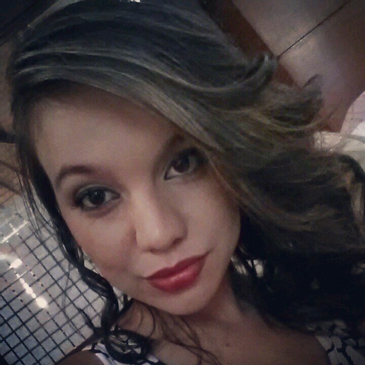 Deus quero te tomar um MINUTO , não para pedir algo mais, apenas para dizer Obrigada por tudo que Tenho !
                   Jesus te ama e eu tbm ;)