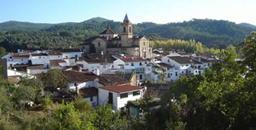 Damos a conocer Galaroza y sus gentes, un pueblo de 1600 habitantes en la Sierra de Huelva. Fotos y vídeos: @AsocLieva.