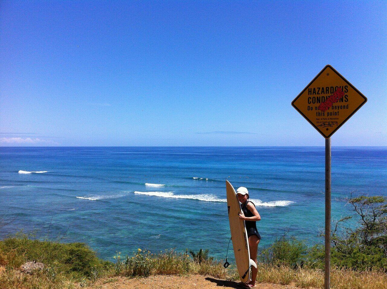 NO SURF NO LIFE !! 夏は宮崎エリアへ 冬は福岡エリアに出没、たまにHawaiiへコソ練行ってましたが、インドネシアのロンボクにどハマり(^^)d キャンプファイヤーが好きです(*^^*)