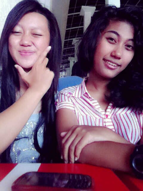 alyana_shafira's profile picture. @lophand_wijaya♥♥:*||Im a very a lucky girl who in love with you, such a nice and smart boy.