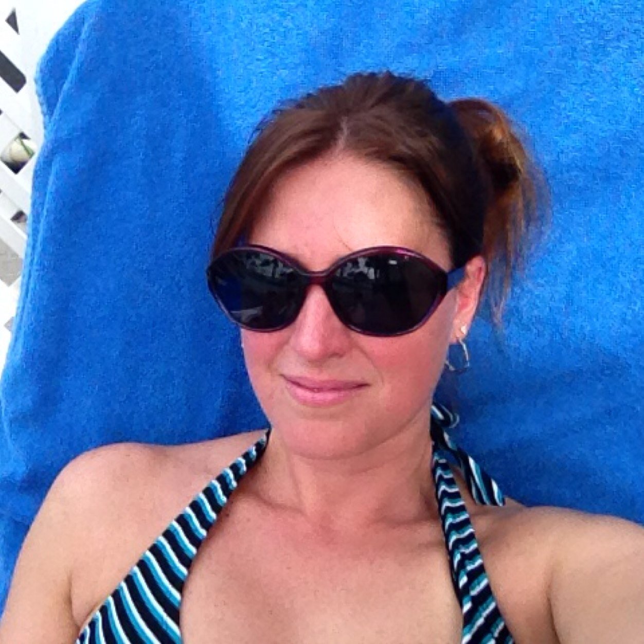 carrie_girard's profile picture. 