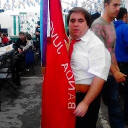 vuelvo a tuiter para ser el mas famoso i conocer gente nueva
