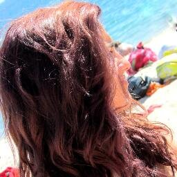 SilviaNOliveira's profile picture. 