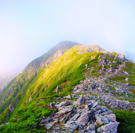 初めて登山をされる方 
これから登山をしようと考えている方
山登りに興味をお持ちの方と
登山の楽しさや、情報を共有したいと思っています。 
私自身、山登りをはじめようと思ったとき 不安や疑問がたくさんありました。
そんな方々へヒントとなるようなつぶやきを発信していきます。
 サイト準備中です↓