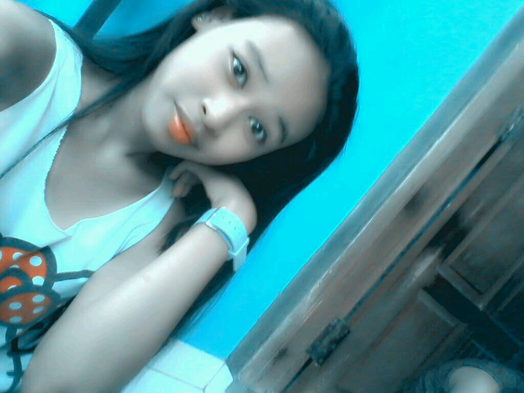 cinta itu bikin sakit coy :'(