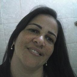 SOU MUITO ALEGRE,SIMPATICA E GOSTO DE FAZER NOVAS AMIZADES.