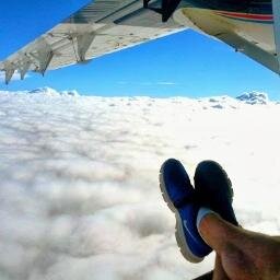 Знакомим с миром! Присоединяйтесь! Tweeting (& retweeting) the best in travel. 1. Follow us. 2. Tag your tweets with #ft 3. We read your post