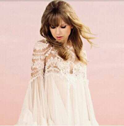 Jestem #Lovatic i #Swiftie. i #PolandNeedsTheNeonLightsTour !!!