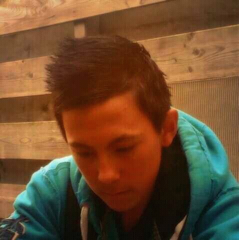 16 jaar| indonesisch bloed | snapchat: dannyiser | insta: dannyiserr