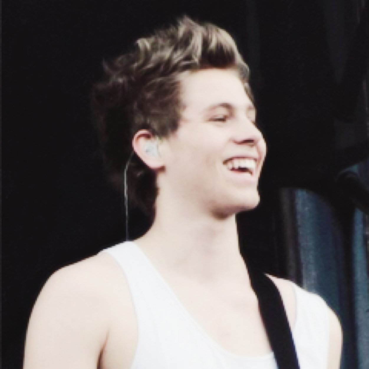 if i follow you it's because you're fab. follow my real account @wreckingnash