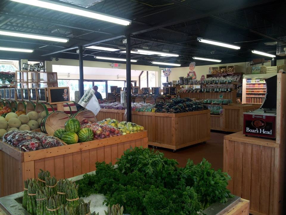 Farmers Market
Amazing Deli, Fresh Produce,Wines & Beers at Great Prices. 
Website coming soon!