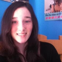 Myriam,14ans @Real_Liam_Payne @Louis_Tomlinson @niallofficial @harry_styles @Ashton5SOS @Michael5SOS @Luke5SOS @Calum5SOS @Littlemixoffic 17/08/2012