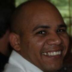 Especialista en informática, capacitación y desarrollo del personal.