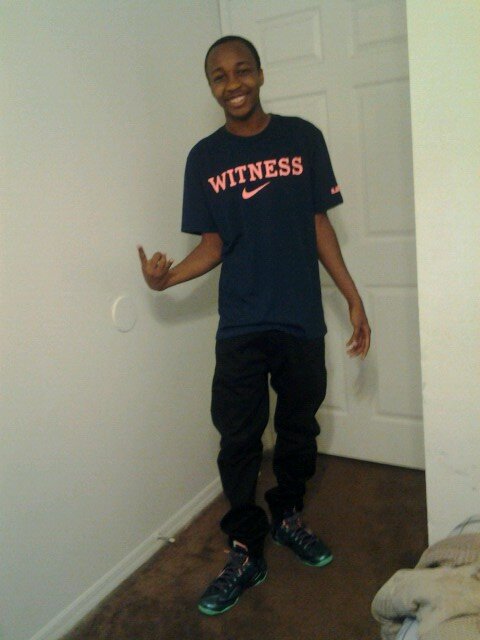 Im 18 & I was born and raised in West Palm Beach, Florida.