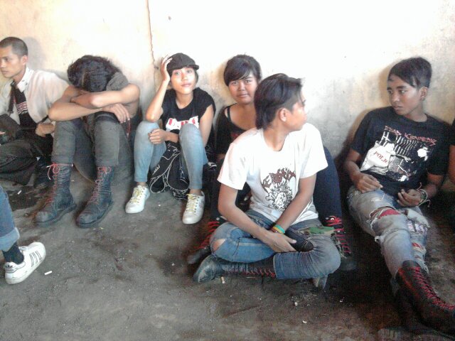 jiwa q PUNK selamanya oi,,,,