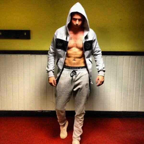 SysonJoseph's profile picture. when life throws you apples .... eat them !!