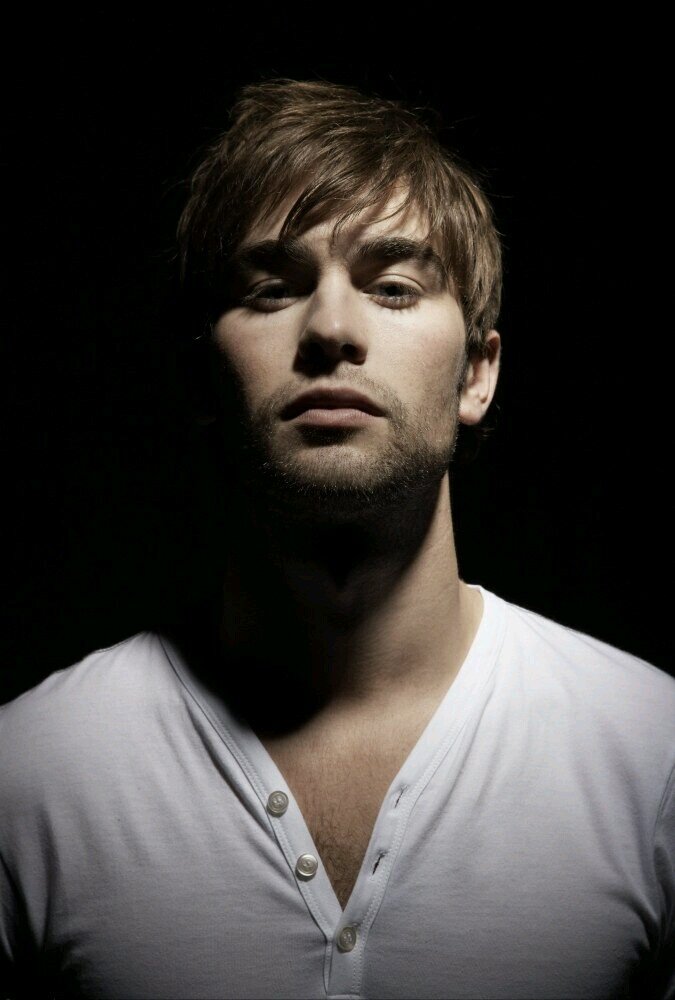 Elliot Grey~ Laters, baby.~ Hermano de Christian y Mia~