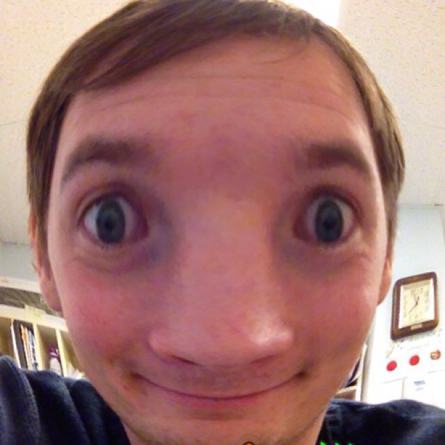 BrettGaffney's profile picture. I have a belly button.