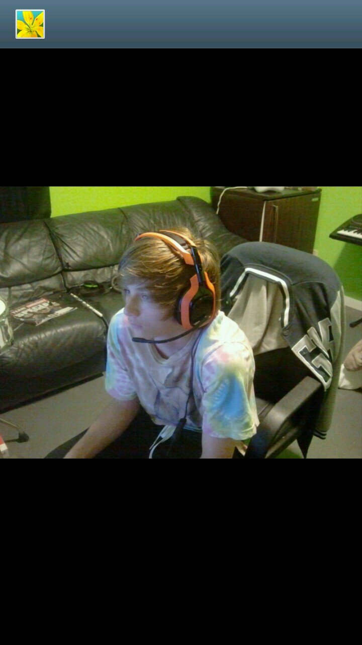My name is Drake. AM COD player. Scuf and astro. Team clarity lets show them what we got!