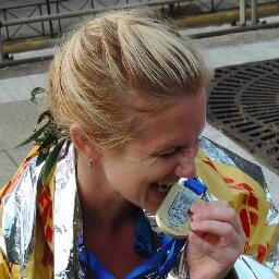 eMcRun's profile picture. #Fitness twit-log. Mostly #running, #gym, & #boxing, sometimes #swimming. #Yoga teacher. One 26.2 & seven 13.1's. Formerly @30whitellamas.