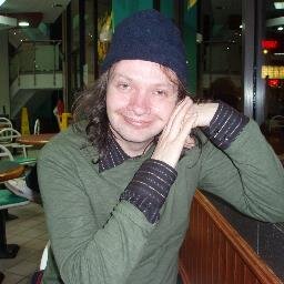 I come from Edinburgh but now live in London. I am interested in working from home, travel and reading.