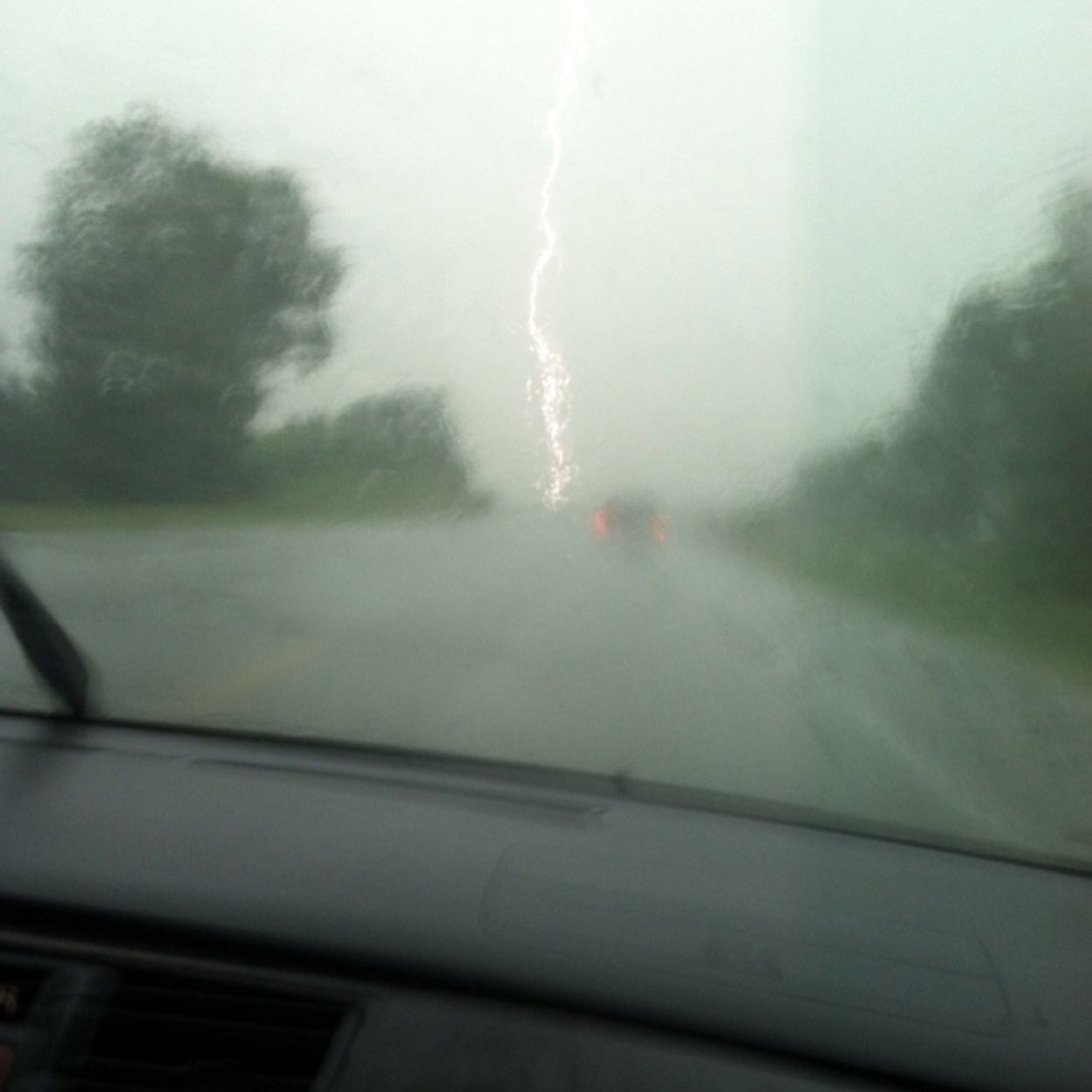 stormspotter002's profile picture. This is severe weather updates official twitter account you can also check us out on facebook. we update you on severe weather as it happen