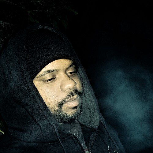 If u kno me u kno I'm a real niggga