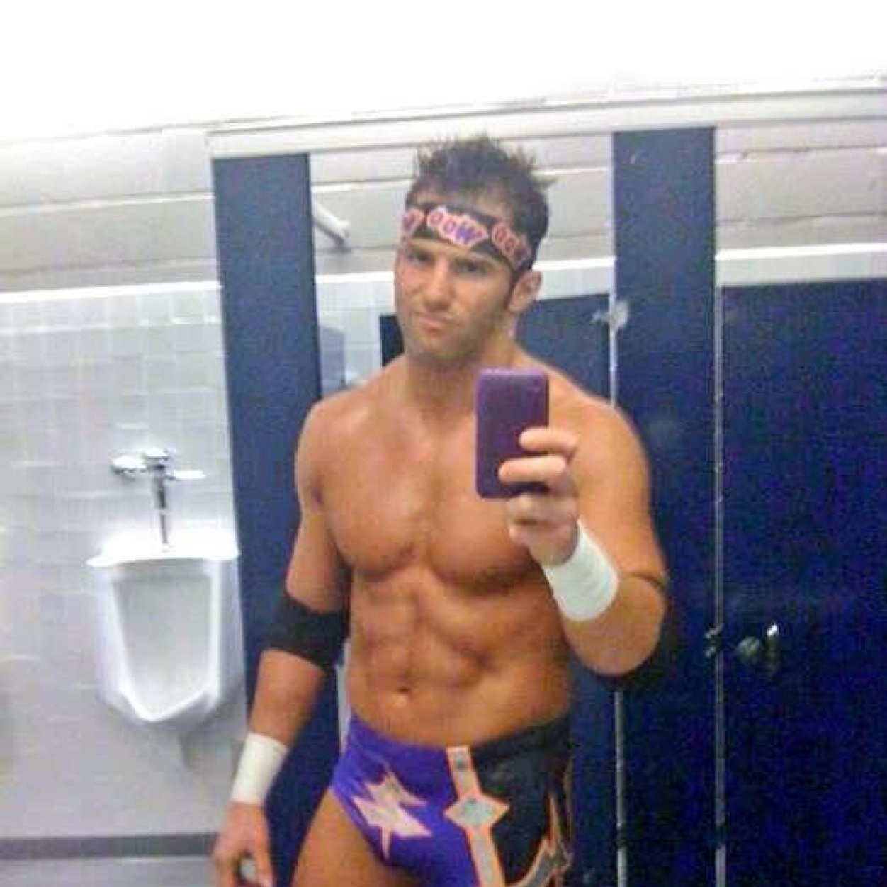Broski_Faux3's profile picture. [RP/Gay/Single] [Not @ZackRyder]