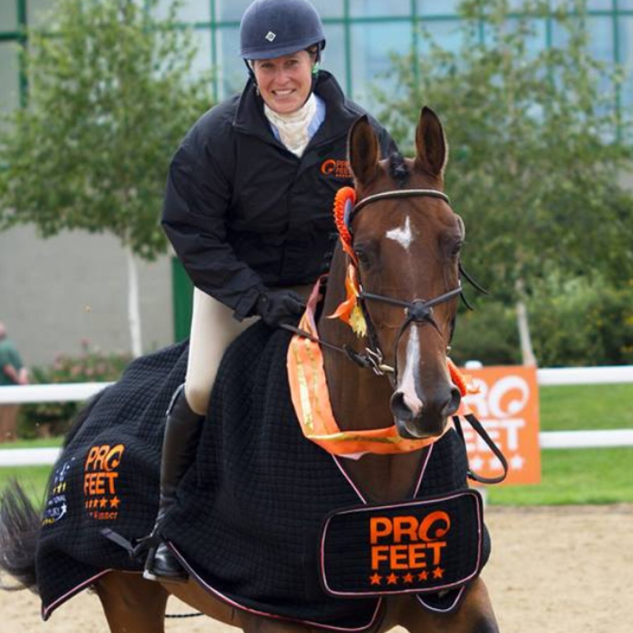 former British Junior & Young Rider Team member and won Gold at the Young Rider Europeans in 2001. Runs a competition yard & new manager of Bicton Arena Devon