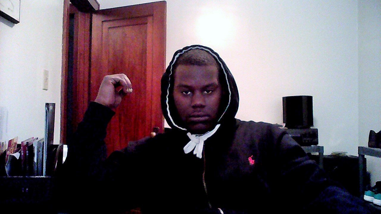 33 young grinder from the city #Akron dont nothing change but   the clothes #1000 7days a week