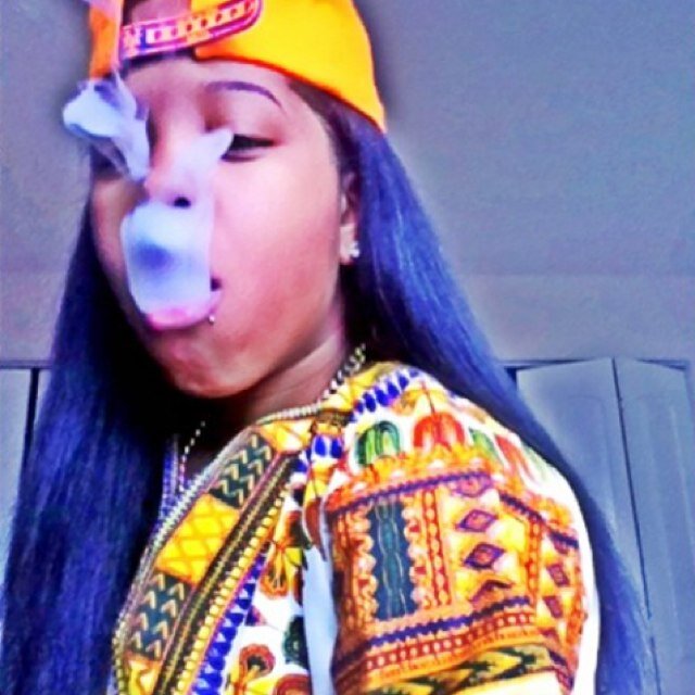 DOPE FASHION DESIGNER!!!!!!!!!
BUSINESS INQUIRES EMAIL:SXNYC00@GMAIL.COM