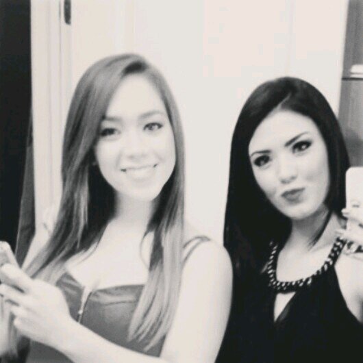 nadiaababey's profile picture. Alhamduillah.                                                        #FreePalestine#FreeSyria