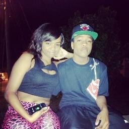 Fxk a BIO wanna know about me? click FOLLOW... #TeamFollowBack #TeamWeezy