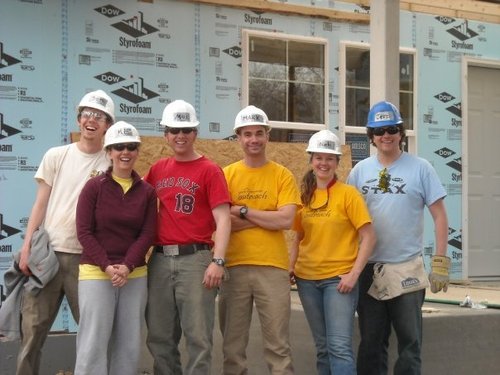 LeedsCO's profile picture. Official Twitter home of Leeds Community Outreach.  CU MBA community service.